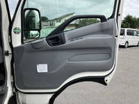 日野デュトロ平ボディ小型（2t・3t）[写真30]