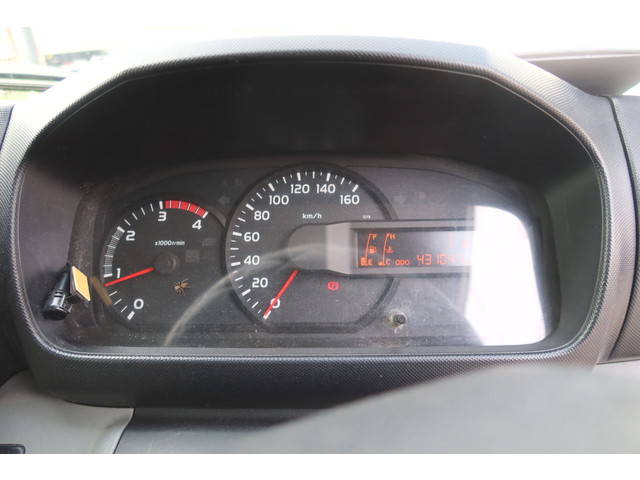 日野デュトロクレーン5段小型（2t・3t）[写真34]