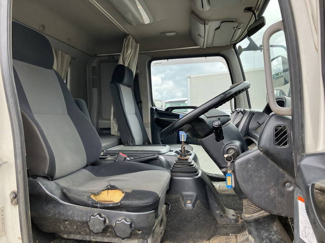 日野レンジャークレーン3段中型（4t）[写真32]