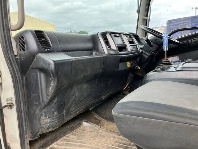 日野レンジャークレーン3段中型（4t）[写真33]