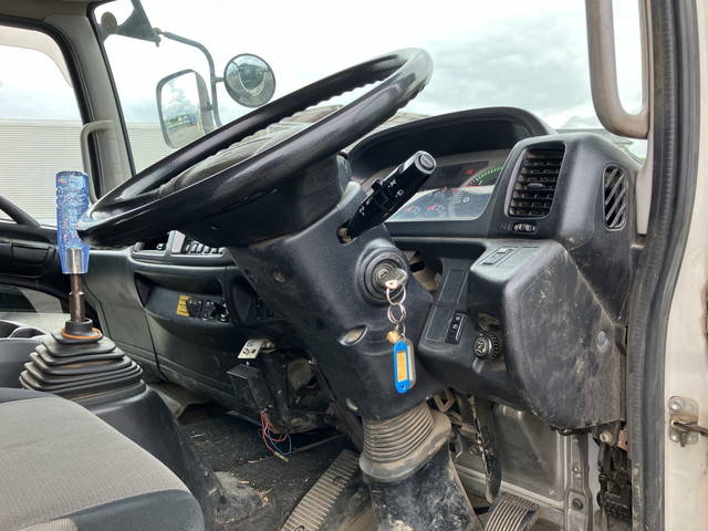 日野レンジャークレーン3段中型（4t）[写真34]