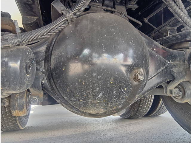 いすゞギガ深ダンプ（土砂禁ダンプ）大型（10t）[写真20]