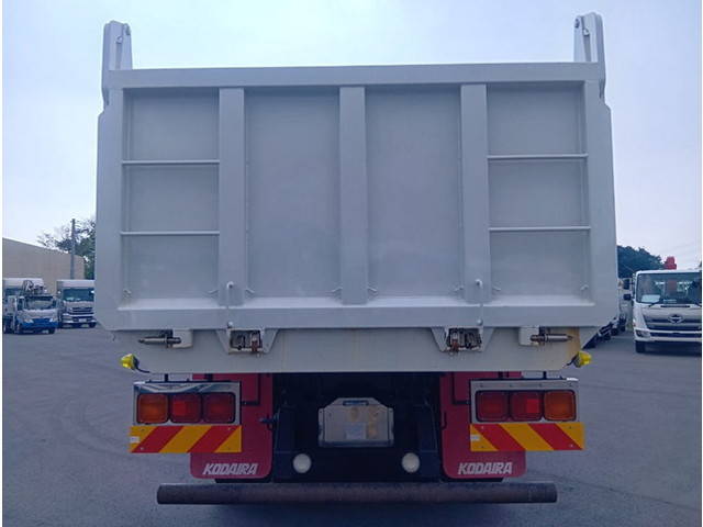 いすゞギガ深ダンプ（土砂禁ダンプ）大型（10t）[写真07]