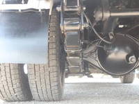 いすゞエルフダブルキャブ・ダンプ小型（2t・3t）[写真22]