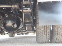 いすゞエルフダブルキャブ・ダンプ小型（2t・3t）[写真23]