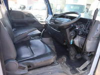 いすゞエルフダブルキャブ・ダンプ小型（2t・3t）[写真24]