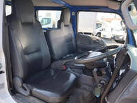 いすゞエルフダブルキャブ・ダンプ小型（2t・3t）[写真25]