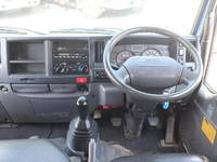 いすゞエルフダブルキャブ・ダンプ小型（2t・3t）[写真32]