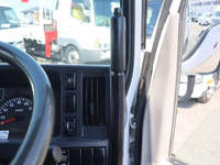 いすゞエルフダブルキャブ・ダンプ小型（2t・3t）[写真36]