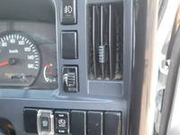 いすゞエルフダブルキャブ・ダンプ小型（2t・3t）[写真37]