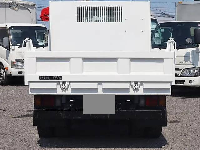 いすゞエルフダブルキャブ・ダンプ小型（2t・3t）[写真06]