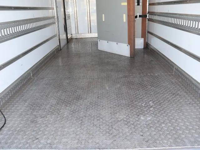 いすゞエルフ冷凍車（冷蔵車）小型（2t・3t）[写真11]