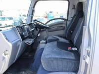 いすゞエルフ冷凍車（冷蔵車）小型（2t・3t）[写真27]