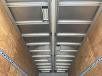 UDトラックスコンドルアルミウイング増トン（6t・8t）[写真15]