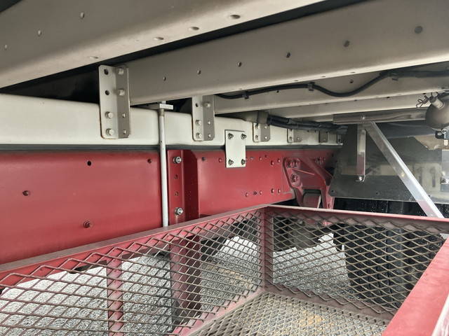 UDトラックスコンドルアルミウイング増トン（6t・8t）[写真25]