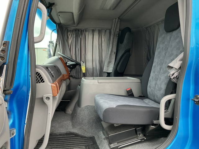 UDトラックスコンドルアルミウイング増トン（6t・8t）[写真31]