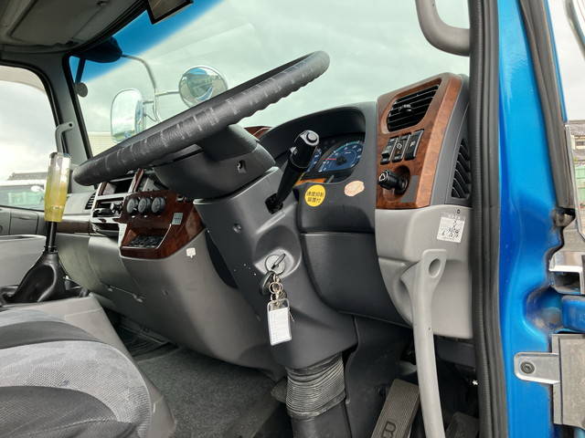 UDトラックスコンドルアルミウイング増トン（6t・8t）[写真34]