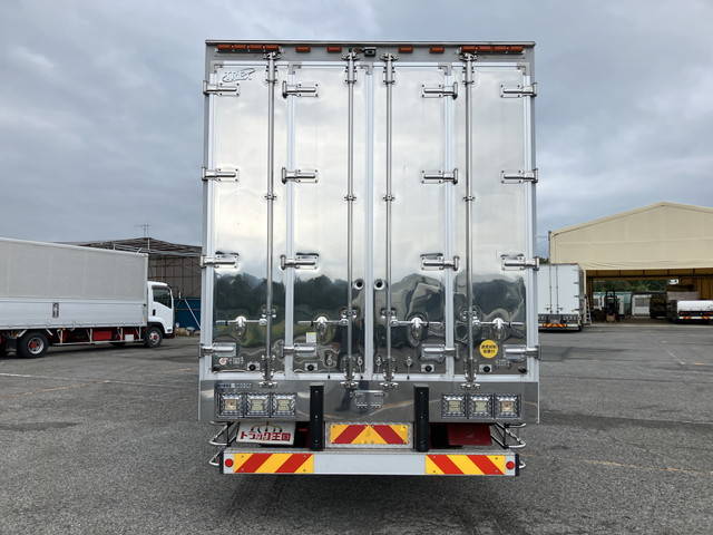 UDトラックスコンドルアルミウイング増トン（6t・8t）[写真09]