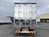 UDトラックスコンドルアルミウイング増トン（6t・8t）[写真10]