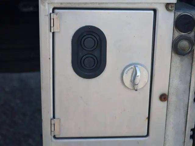 日野デュトロ平ボディ小型（2t・3t）[写真14]