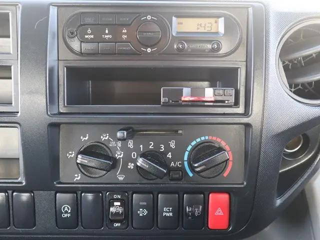 日野デュトロ平ボディ小型（2t・3t）[写真35]