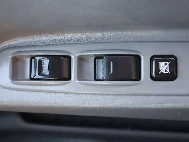 日野デュトロ平ボディ小型（2t・3t）[写真37]