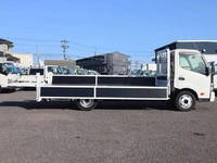 日野デュトロ平ボディ小型（2t・3t）[写真09]