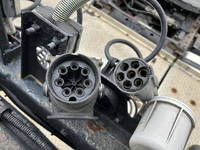 日野プロフィアトレーラーヘッド（トラクターヘッド）大型（10t）[写真14]