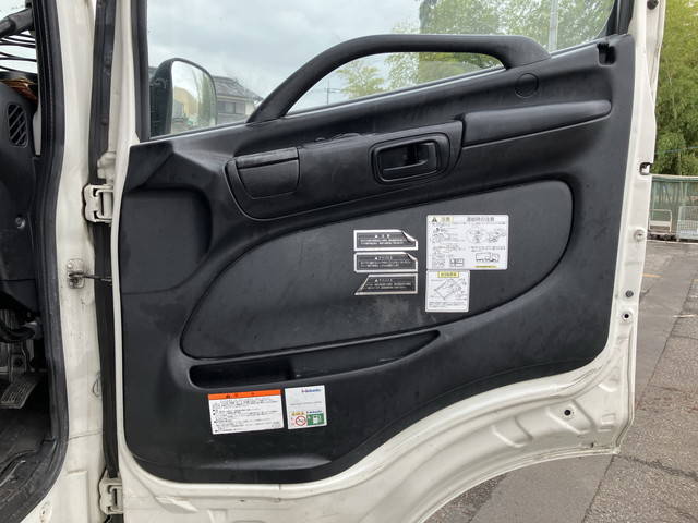 日野プロフィアトレーラーヘッド（トラクターヘッド）大型（10t）[写真25]