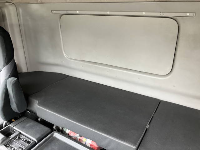 日野プロフィアトレーラーヘッド（トラクターヘッド）大型（10t）[写真30]