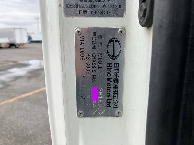 日野プロフィアトレーラーヘッド（トラクターヘッド）大型（10t）[写真38]