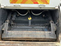 いすゞフォワードパッカー車（塵芥車）中型（4t）[写真12]