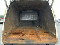 いすゞフォワードパッカー車（塵芥車）中型（4t）[写真18]