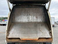 いすゞフォワードパッカー車（塵芥車）中型（4t）[写真20]