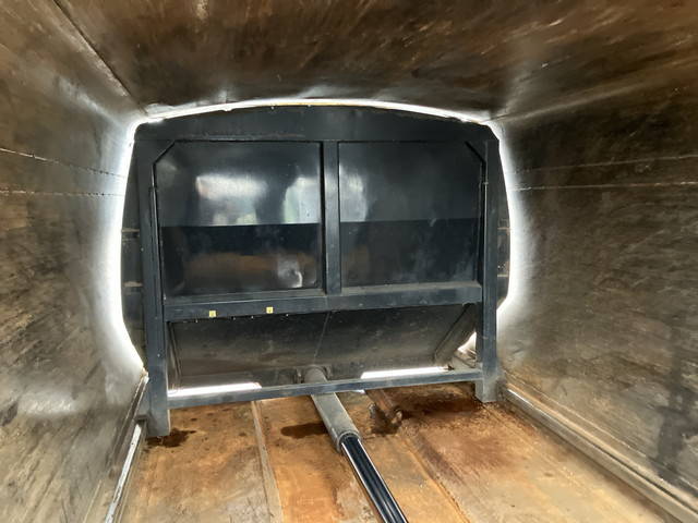 いすゞフォワードパッカー車（塵芥車）中型（4t）[写真21]