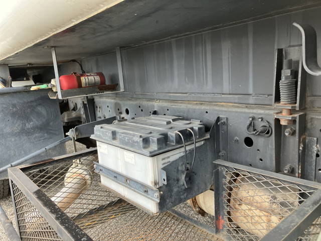 いすゞフォワードパッカー車（塵芥車）中型（4t）[写真26]