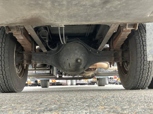 いすゞフォワードパッカー車（塵芥車）中型（4t）[写真30]