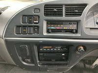 いすゞフォワードパッカー車（塵芥車）中型（4t）[写真40]