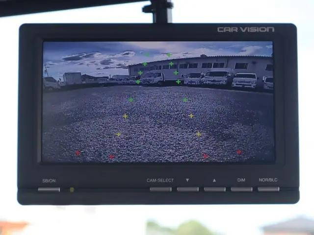 三菱ふそうキャンター平ボディ小型（2t・3t）[写真14]