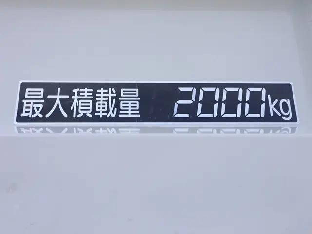 三菱ふそうキャンター平ボディ小型（2t・3t）[写真17]