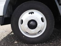 三菱ふそうキャンター平ボディ小型（2t・3t）[写真25]