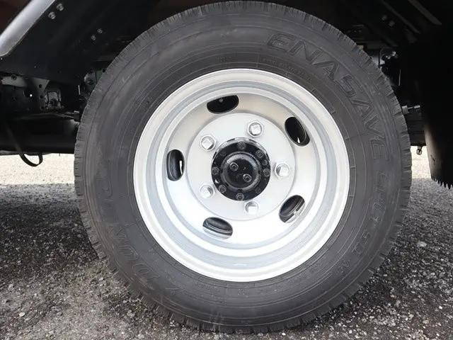 三菱ふそうキャンター平ボディ小型（2t・3t）[写真25]