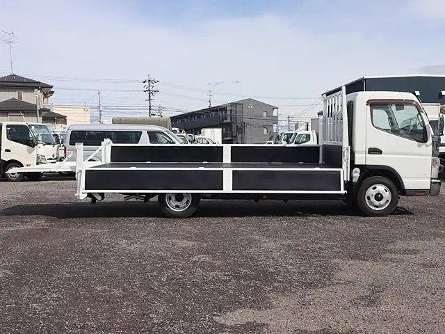 三菱ふそうキャンター平ボディ小型（2t・3t）[写真05]
