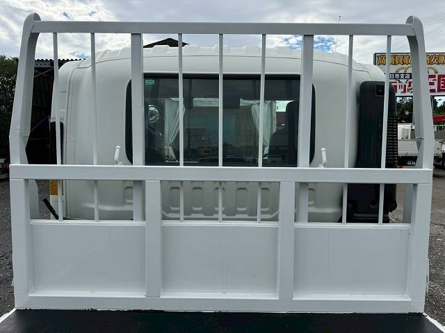 いすゞフォワード平ボディ増トン（6t・8t）[写真11]