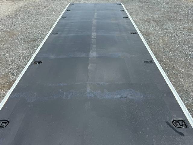 いすゞフォワード平ボディ増トン（6t・8t）[写真12]