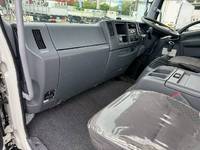 いすゞフォワード平ボディ増トン（6t・8t）[写真31]