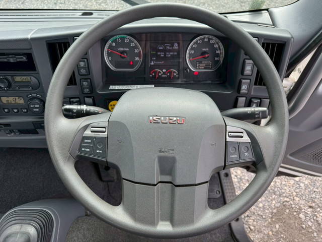 いすゞフォワード平ボディ増トン（6t・8t）[写真33]