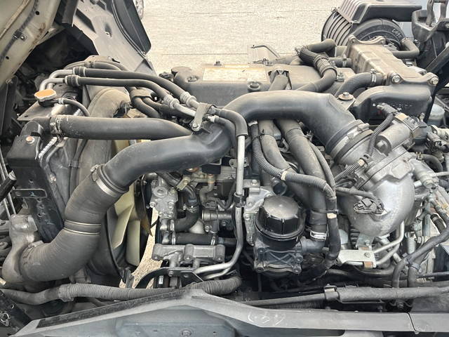 いすゞフォワードアルミウイング中型（4t）[写真12]