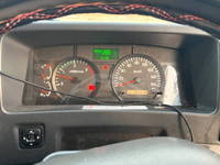 いすゞフォワードアルミウイング中型（4t）[写真13]