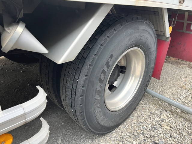 いすゞフォワードアルミウイング中型（4t）[写真09]